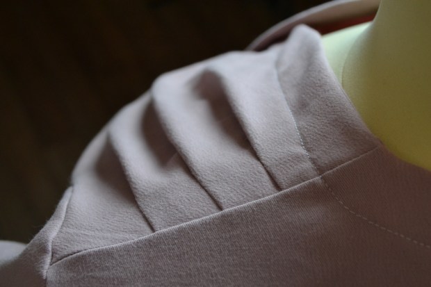 bwf-bluse-2-von-oben-120dpi